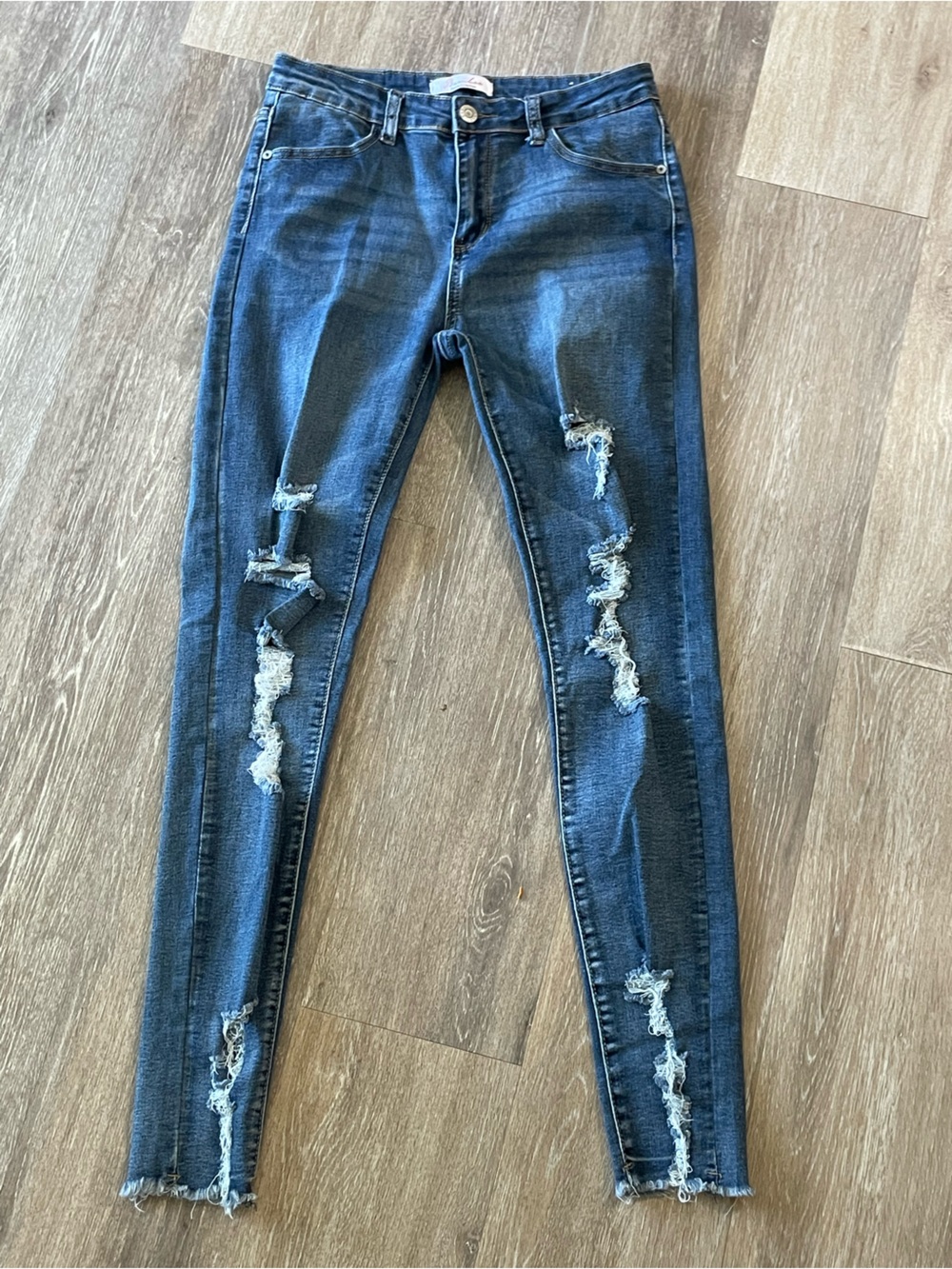 BAMBOO Dark Wash Ripped Skinny Jeans